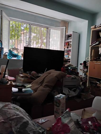 Vand apartament str. Gheorghe Lazar 19 , ap.1, 2 camere, baie, bucatarie ,parter