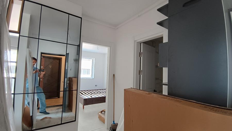 Dezvoltator/ Apartament 3 camere Militari Residence