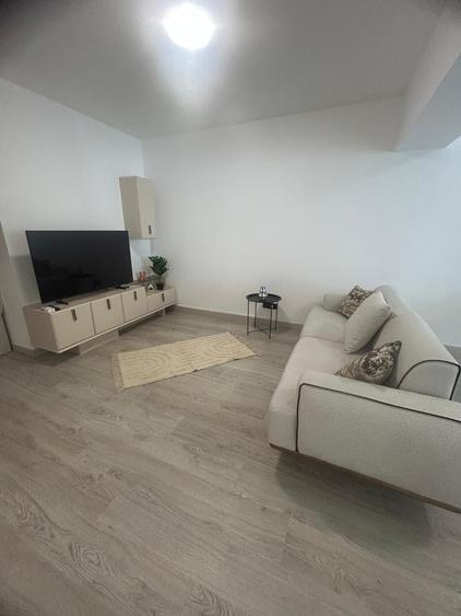 Mall Vitan Dristor 2 camere tip Studio spatios bloc nou prima inchiriere