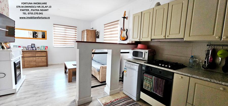 Proprietate in roznov - Vila si 900 mp teren