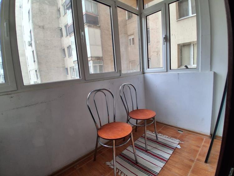 Apartament 2 camere de vanzare Lujerului
