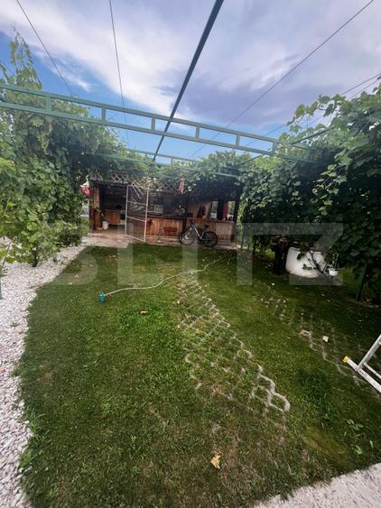 Casa de vanzare, 138 mp, zona Sendreni