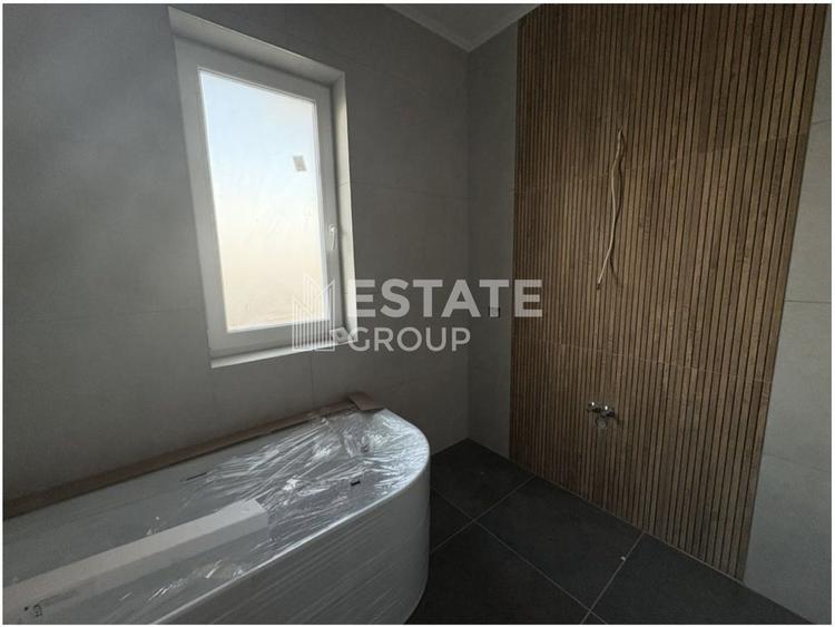 Duplex cu 5 camere in Mosnita Noua