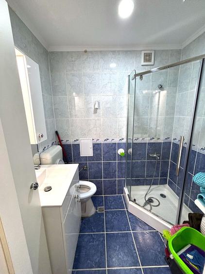 Apartament 3 camere Ozana – etaj 1, parcare inclusă, pet friendly, semi-mobilat