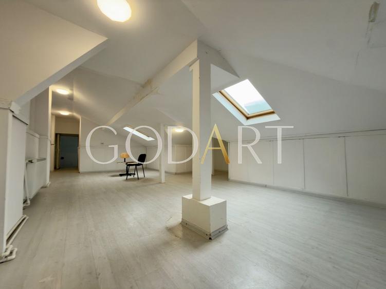 Vila spatioasa | Complet renovată | Central