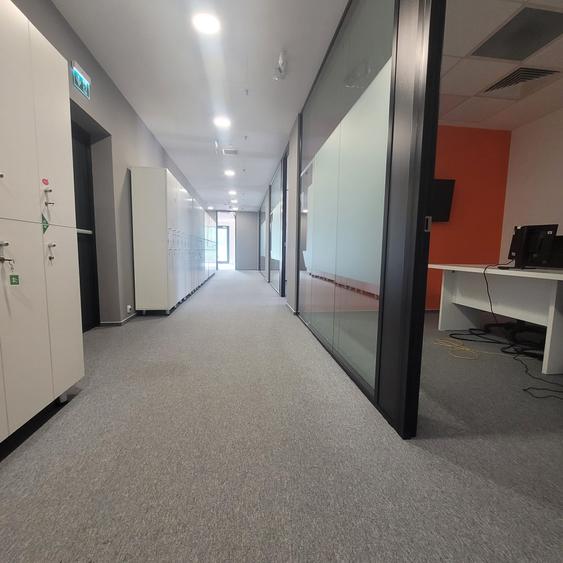Inchiriem spatiu de birou premiun - clasa A - Afi Park 800 mp
