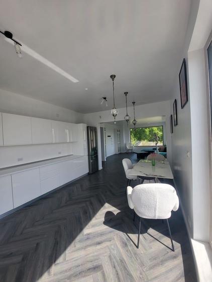 CASA ULTRA MODERNA SITUATA IN ZONA SCHIT, IN ALBA IULIA LA 395000 EURO