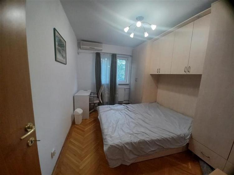Inchiriere 3 Camere Tineretului- Metrou