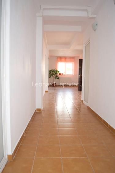 Spatiu comercial cu destinatie birouri, cabinete - 10