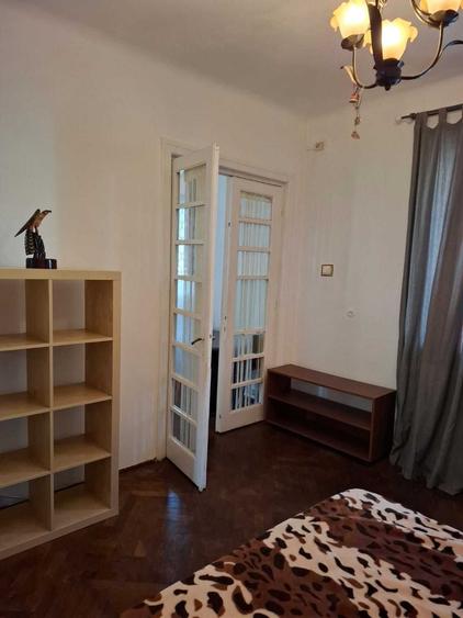 Închiriez apartament 2 camere – Zona Cișmigiu | 65 mp |