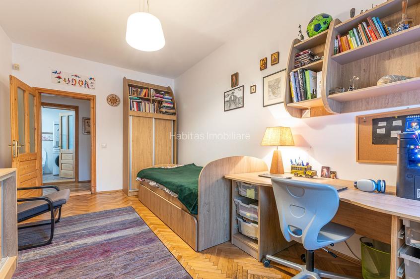 Vilă 4 familii | Apartament + mansardă | Curte 98 mp - 10