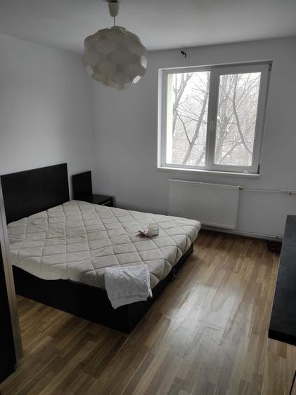 Vanzare apartament 2 camere in Titan, 3 minute metrou Costin Georgian