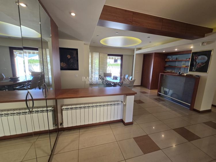 VANZARE Casa-vila deosebita cu 5 camere si 1141 mp teren in zona Centrala - 17
