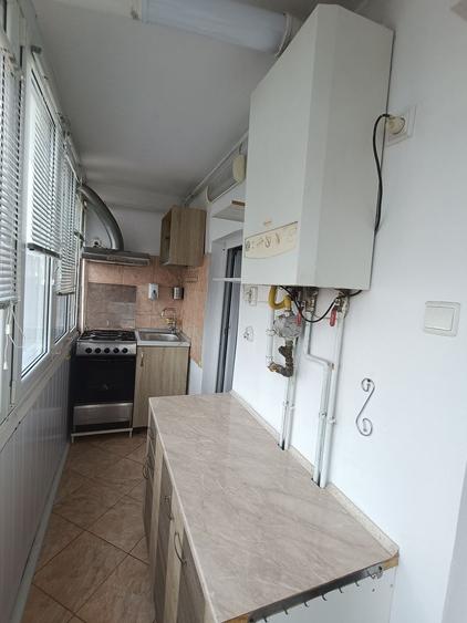 Apartament de vanzare 2 camere 50 mpu etaj 3 mobilat utilat Alba Iulia