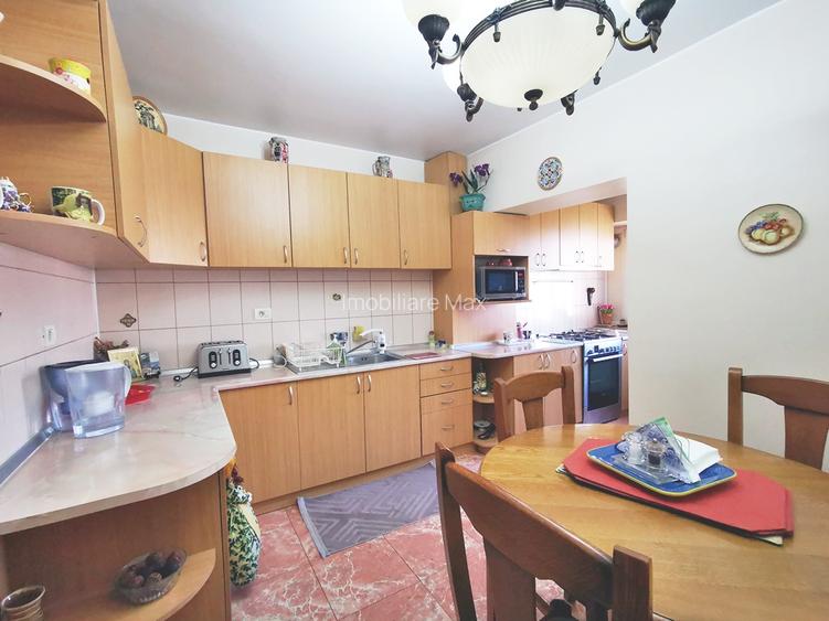 Vanzare 4 cam modern,complet renovat 100 mp, boxa si parcare ADP zona Parlament - 4