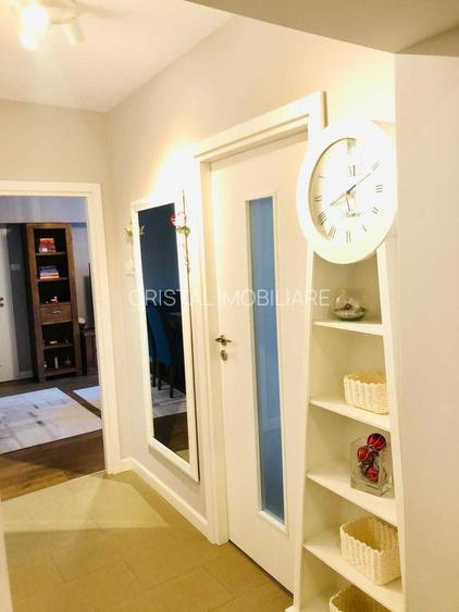 3 camere renovate, 2 bai, 2 balcoane, boxa la subsol, zona Diham - 8