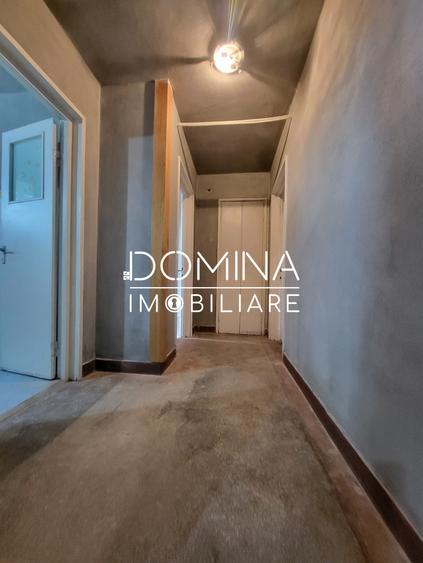Vânzare apartament cu 3 camere, strada Garofiței, zona 1 Mai