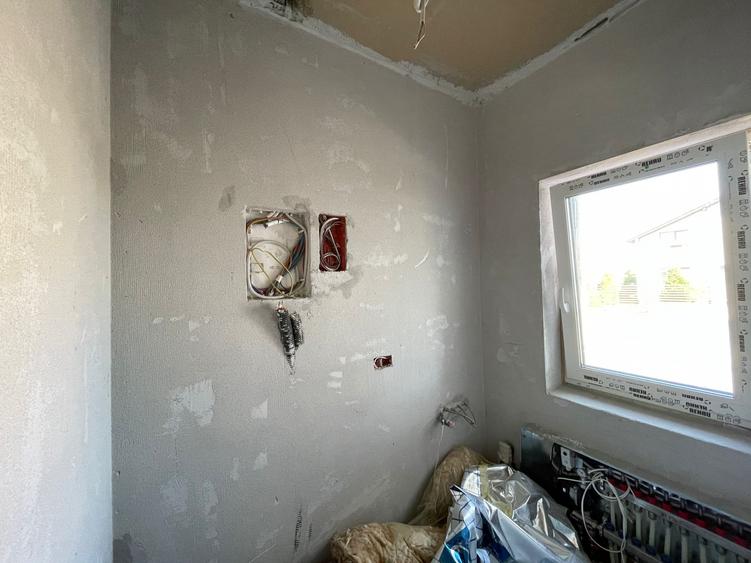 Duplex despartit prin garaj | 4 camere 2 bai | 108 mp | Dumbravita