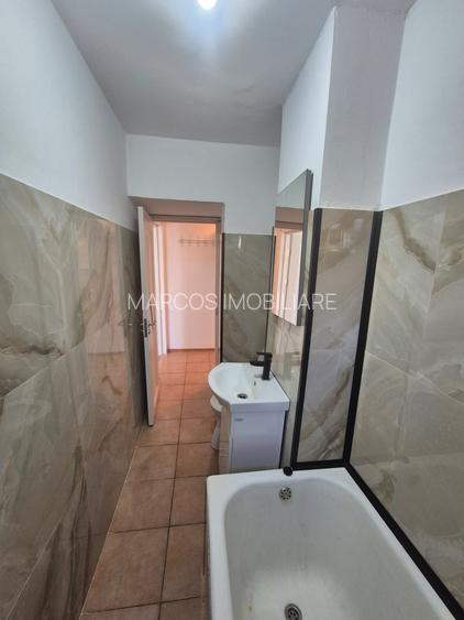 Închiriez apartament 1 camera etajul.1 - 4