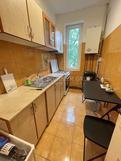 CENTRAL! ETAJ 2! Apartament 2 camere 55mp, centrala, decomandat, balcon