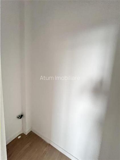 Apartament cu 3 camere decomandate debara si balcon in Sibiu - 17