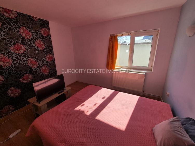 Chiajna - str Eroului, vanzare 2 corpuri de casa - 11
