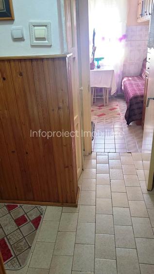 Apartament 2 camere, decomandat, 53 mp, cartier Micro 5, liber, acte în regulă