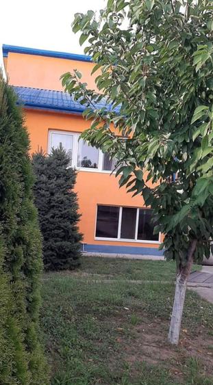 Casa cu 3 camere, pod mansardabil, 140 mp, zona Restaurantul Dacia