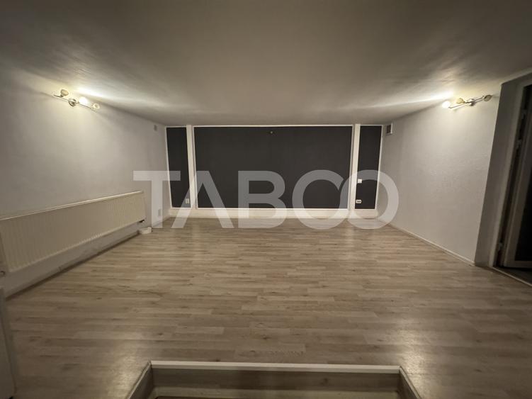 Spatiu comercial de inchiriat 4 camere 85 mpu Central Sibiu