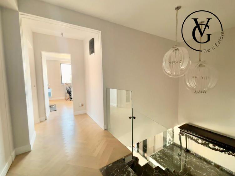 Vilă Duplex Elegantă în Pipera I Lângă Lac I Complet Mobilată