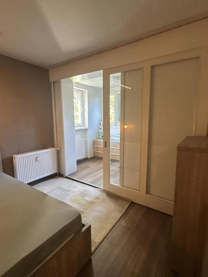 Titan Zona Minis Renovat Modern Inclusiv Instalatia Electrice   3 Cam Vanzare