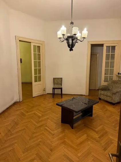 Apartament în Vilă | Parter | Destinație Mixtă Kiseleff – Aviatorilor