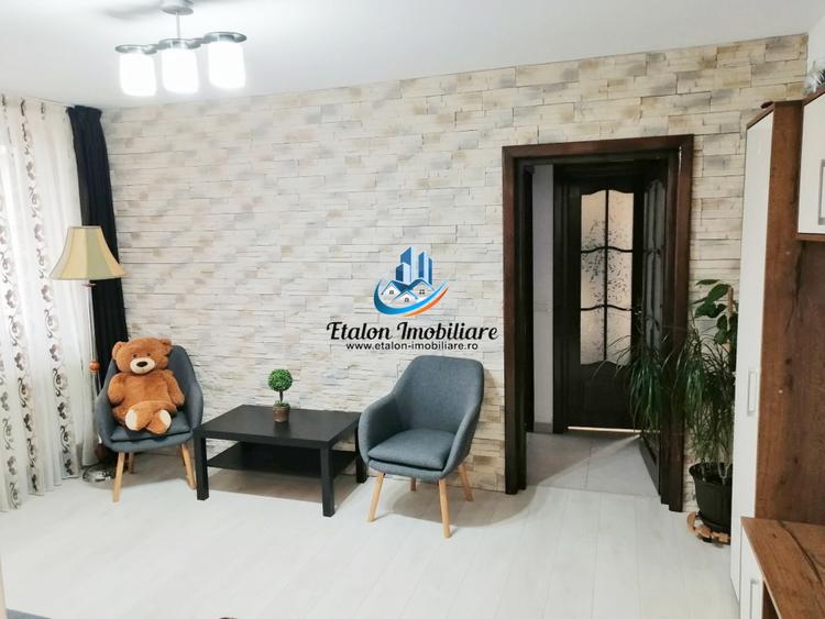 Apartament 2 camere semidecomandat, Piata Darmanesti