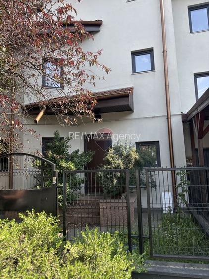 Vilă cu 6 camere de închiriat PIPERA - 27