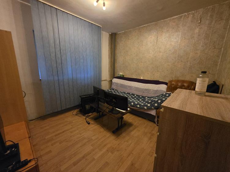Calea Vitan - Dristor - Ramnicu Valcea- 2 camere decomandat