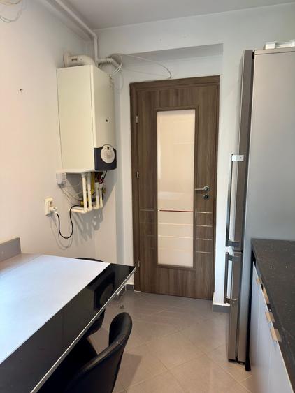 Apartament 2 camere, etaj 2/5, mobilat utilat, centrala proprie