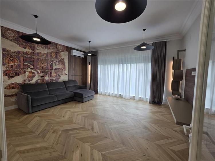 Casa cu lift langa Ford - Craiova