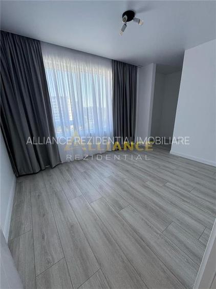 10 Minute Metrou Aparatorii Patriei - Penthouse + Parcare - Gata de Mutat - 3