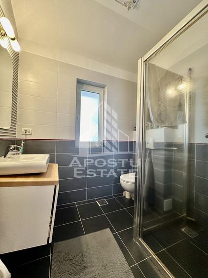 Apartament cu 3 camere, 2 terase, mobilat, la asfalt, zona Planetelor