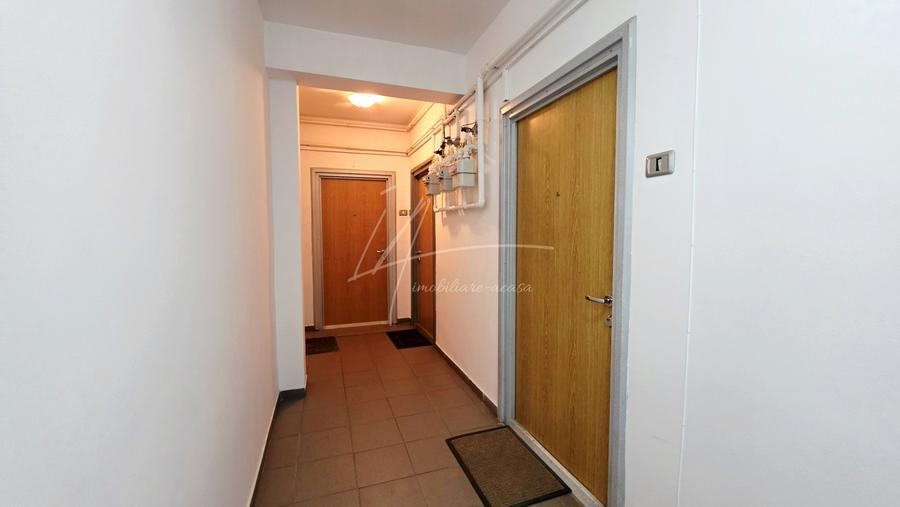 Personalizabila, spatioasa, intima. Garsoniera cu liniste inclusa