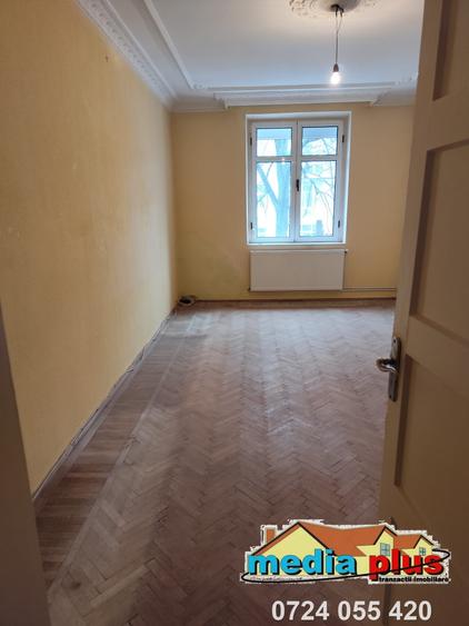 De vânzare apartament 2 camere decomandat – zona centrală, str. Domnească
