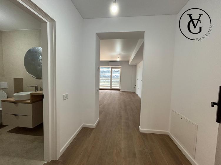 Studio | Aqua Cullinan | Mamaia Nord - vedere laterala catre mare