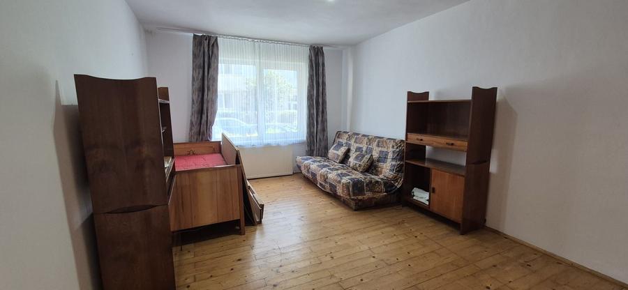 De inchiriat ap. 3 camere - str. Muncii