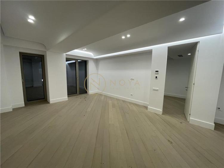 Cortina 126 apartament 3 camere de vanzare Iancu Nicolae