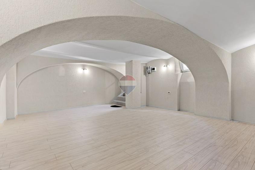 Spațiu comercial renovat complet 70 mpc de vanzare pe Strada Marasesti