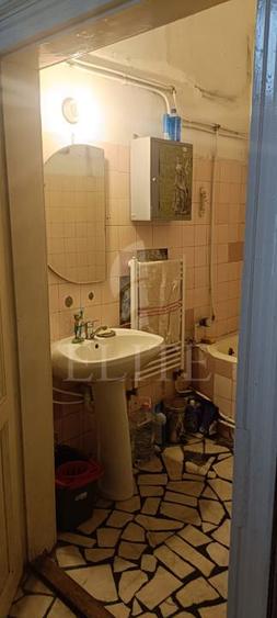 Apartament 3 camere în zona CLINICILOR