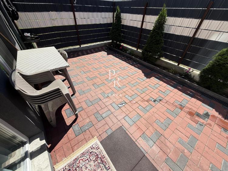 Apartament Lux 3 camere cu gradina si parcare!