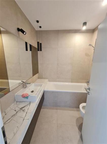 Apartament 2 camere, zona Tractorul-Qualis
