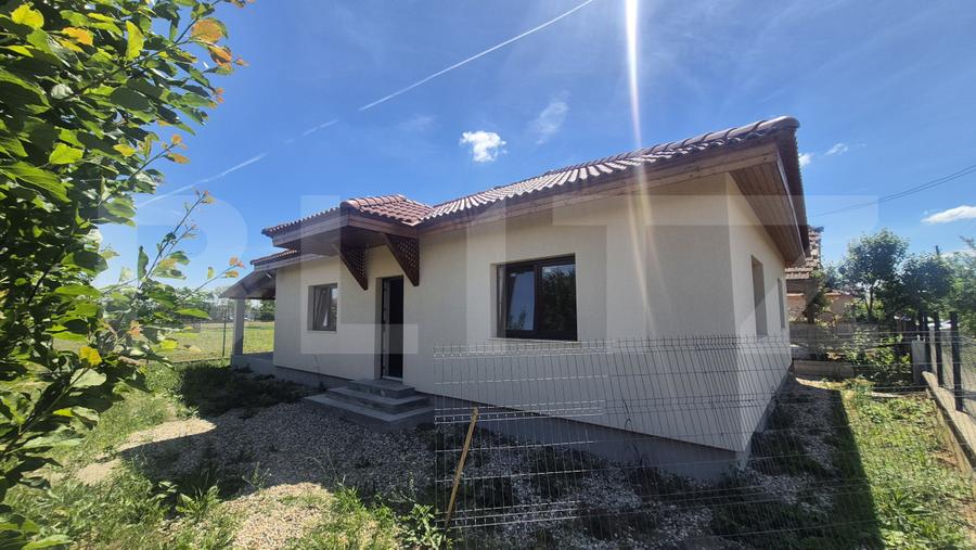 Casa cu 3 camere de vanzare , 120mp, teren 500 mp, in Lazuri