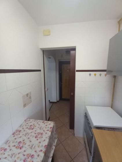 Apartament 2 camere, 32 mp, zona Sasar